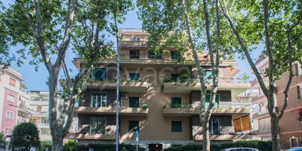 appartamento in vendita a Roma in zona San Saba - Ripa