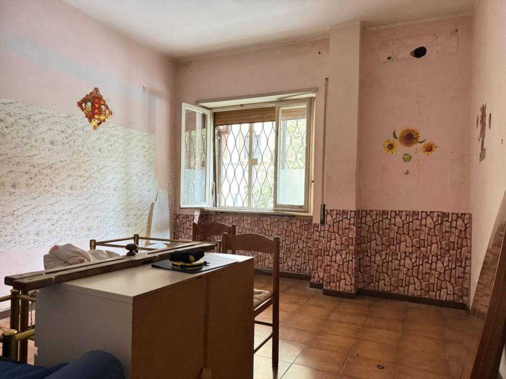 appartamento in vendita a Roma in zona Appio Latino