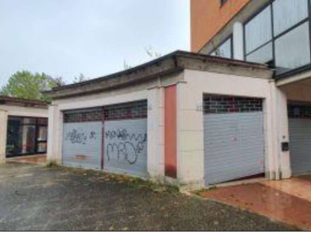 negozio in vendita a Roma in zona Monte Sacro/Talenti