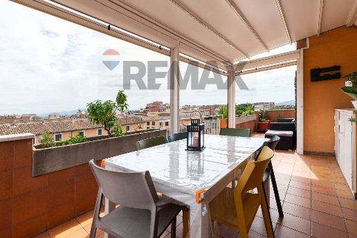 appartamento in vendita a Roma in zona Tuscolano