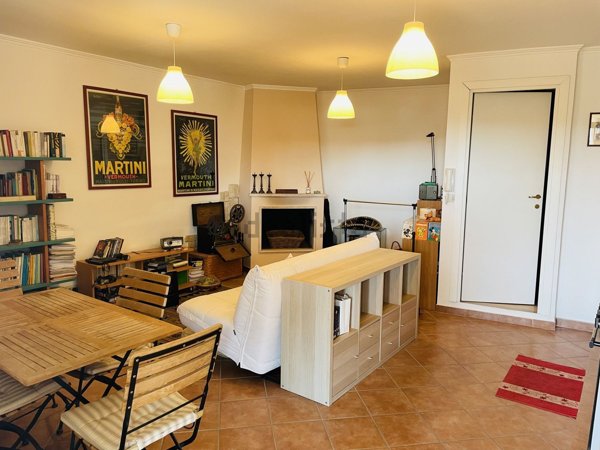 pentavano in vendita a Roma in zona Torrevecchia