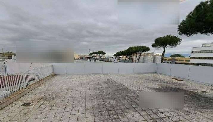 locale di sgombero in vendita a Roma