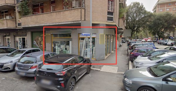 negozio in vendita a Roma in zona Portuense