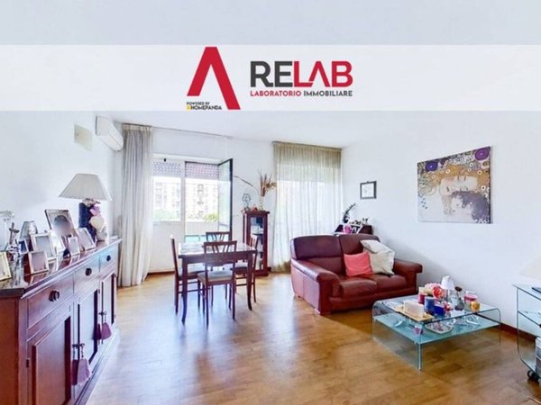 appartamento in vendita a Roma in zona Spinaceto