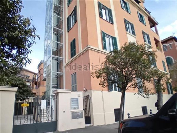 appartamento in vendita a Roma in zona Parioli