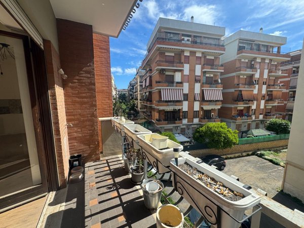 appartamento in vendita a Roma in zona Ostia
