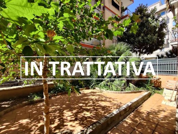 appartamento in vendita a Roma in zona Appio Claudio