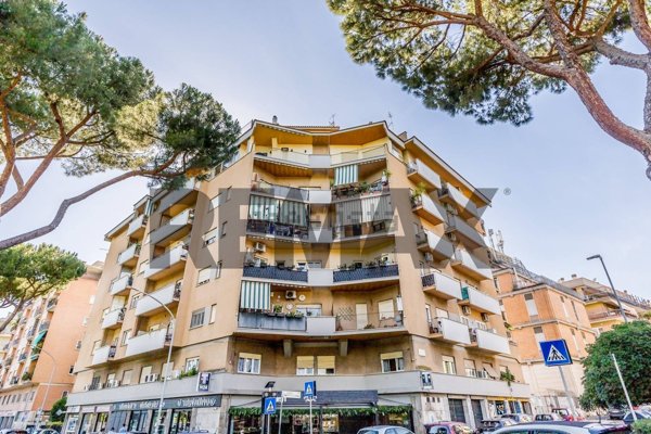 appartamento in vendita a Roma in zona Monte Sacro/Talenti