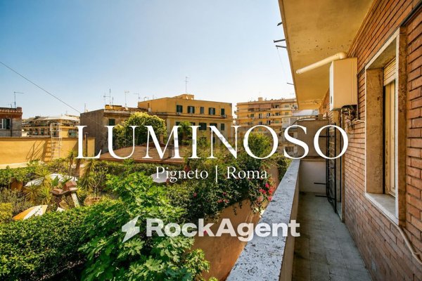 appartamento in vendita a Roma in zona Prenestino-Labicano