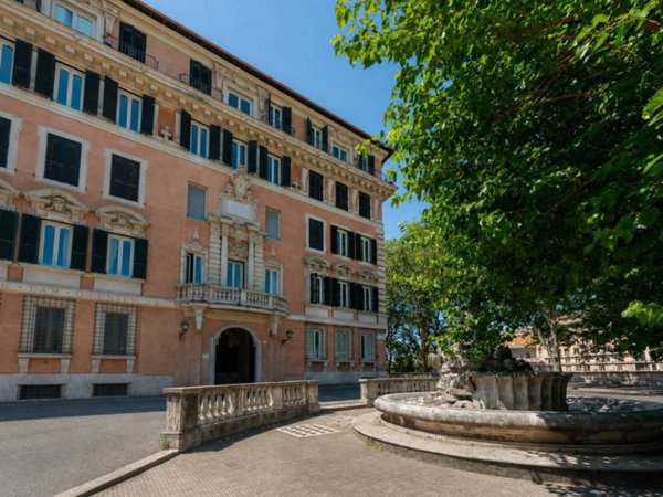 appartamento in vendita a Roma in zona Campo Marzio