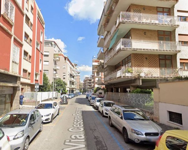 appartamento in vendita a Roma in zona Nomentano