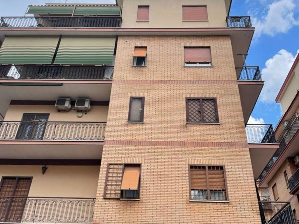 appartamento in vendita a Roma in zona Prenestino-Centocelle