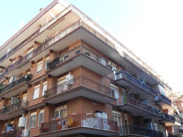 appartamento in vendita a Roma in zona Ostia
