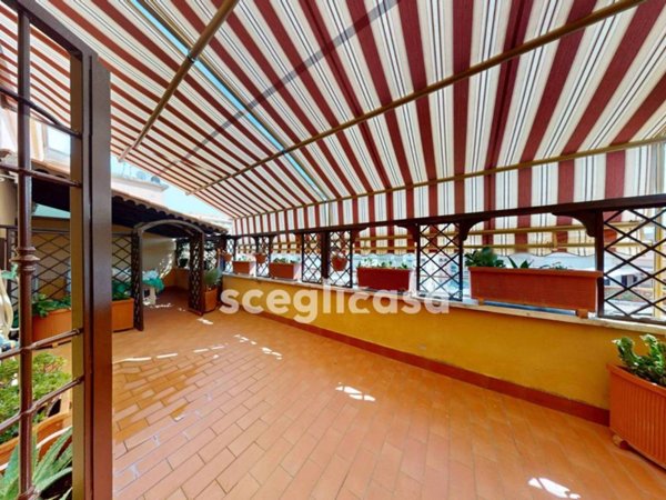 appartamento in vendita a Roma in zona Appio Latino