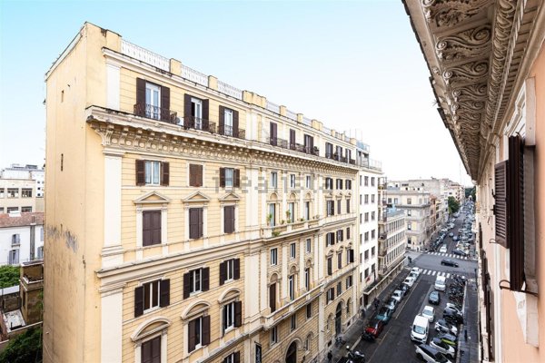 appartamento in vendita a Roma in zona Castro Pretorio