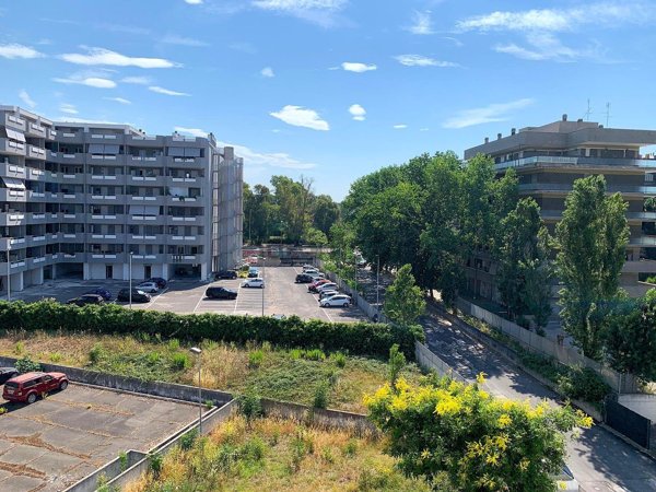 appartamento in vendita a Roma in zona Dragoncello
