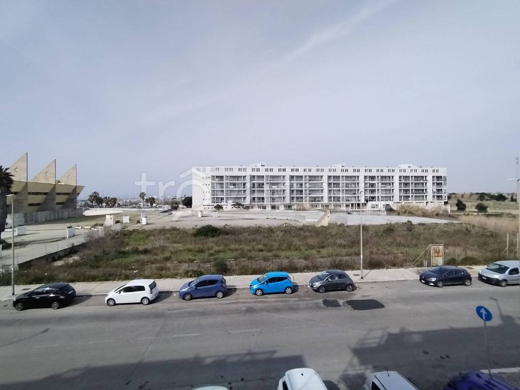 appartamento in vendita a Roma in zona Ostia