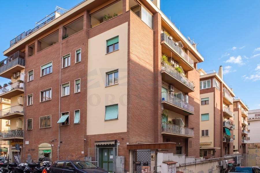 appartamento in vendita a Roma in zona Aurelio