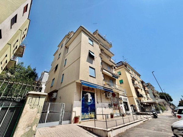 appartamento in vendita a Roma in zona Prenestino-Centocelle