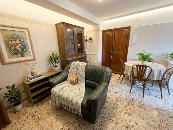 appartamento in vendita a Roma in zona Ostiense