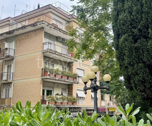 appartamento in vendita a Roma in zona Tor di Quinto