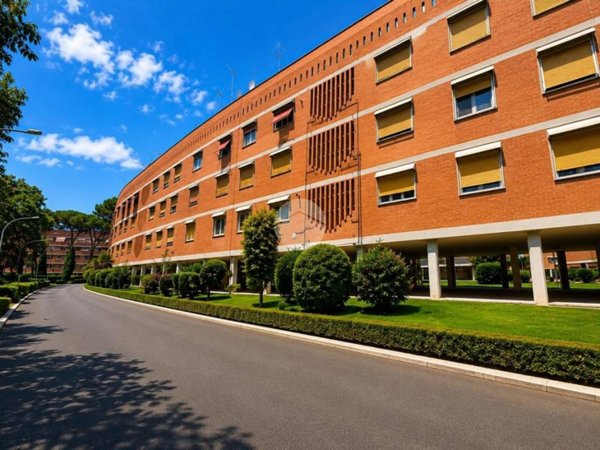 appartamento in vendita a Roma in zona Torrino