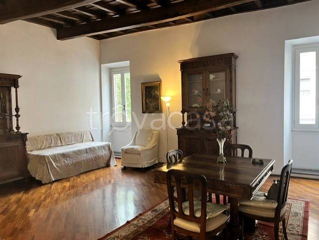 appartamento in vendita a Roma in zona Rione Borgo