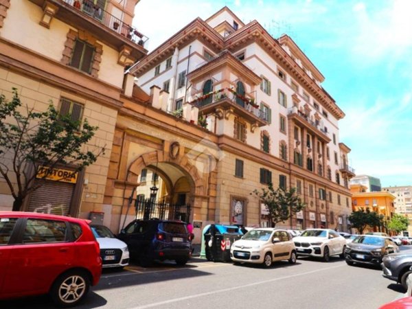 appartamento in vendita a Roma in zona Tuscolano