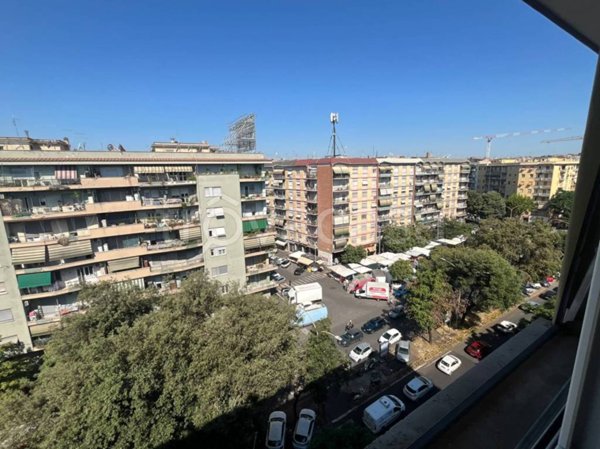 appartamento in vendita a Roma in zona Portuense