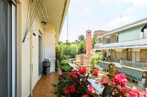appartamento in vendita a Roma in zona Aurelio