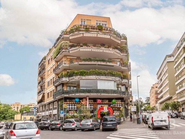 appartamento in vendita a Roma in zona Trieste