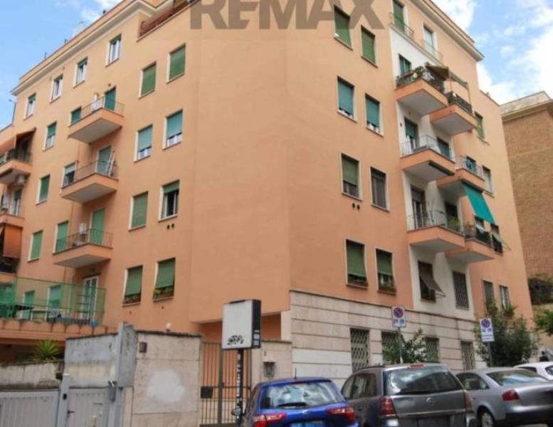 appartamento in vendita a Roma in zona Nomentano