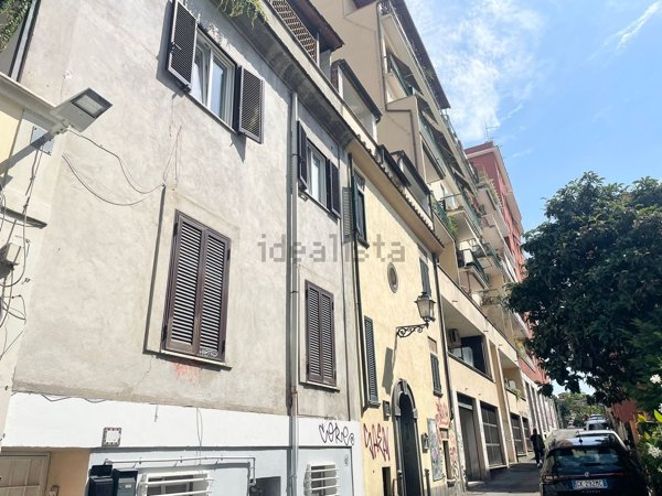 appartamento in vendita a Roma in zona Prenestino-Labicano