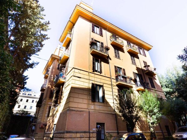 appartamento in vendita a Roma in zona Nomentano