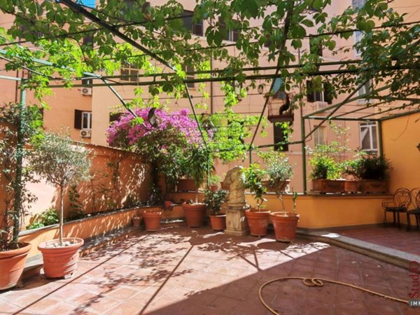 appartamento in vendita a Roma in zona Esquilino