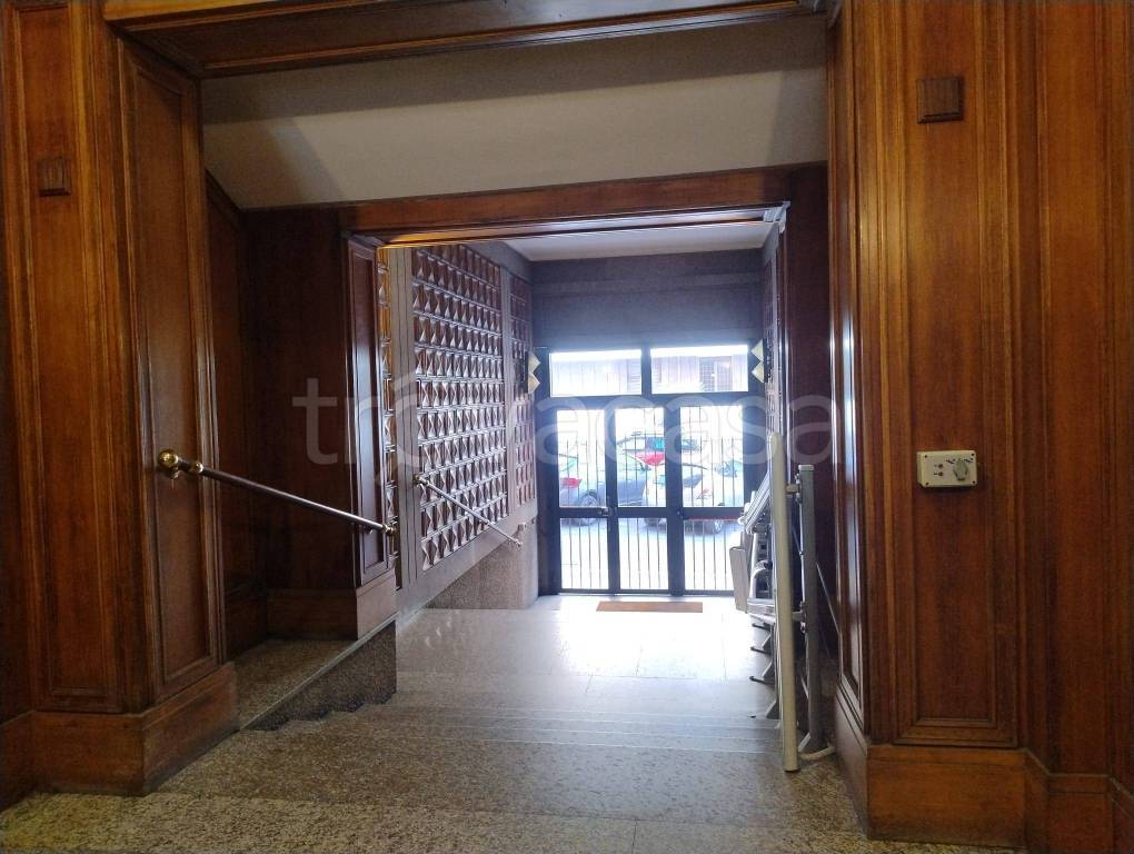 appartamento in vendita a Roma in zona Ostiense