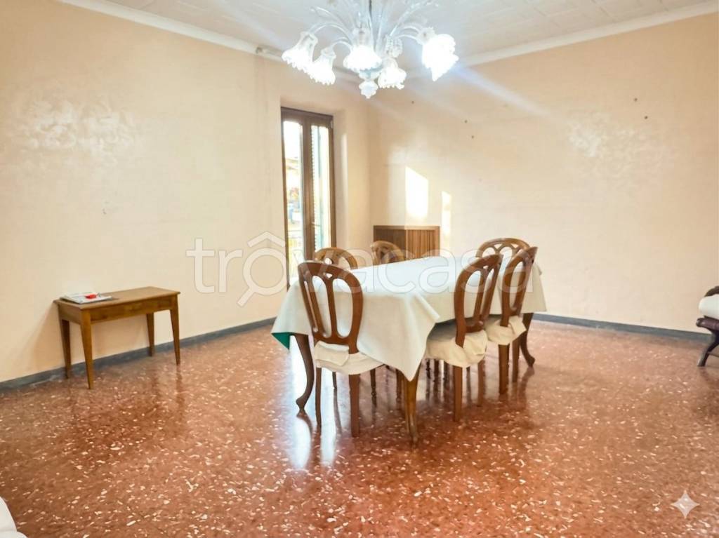 appartamento in vendita a Roma in zona Corviale