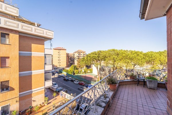 appartamento in vendita a Roma in zona Aurelio