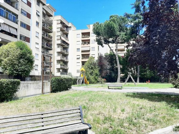 appartamento in vendita a Roma in zona Ponte Mammolo