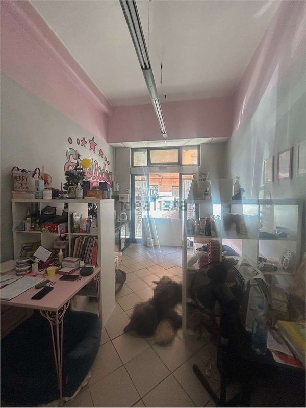 locale commerciale in vendita a Roma in zona Trionfale