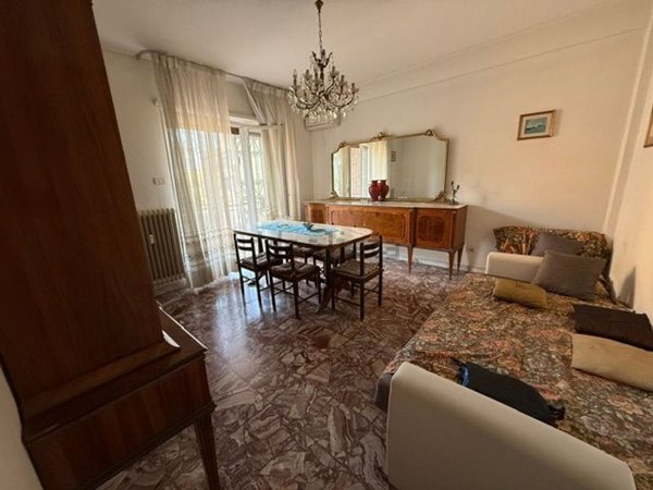 appartamento in vendita a Roma in zona Ostiense