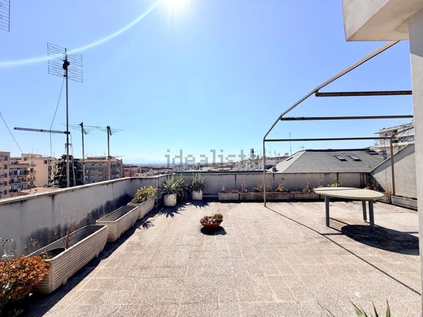 appartamento in vendita a Roma in zona Gianicolense
