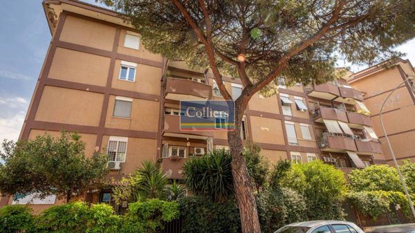 appartamento in vendita a Roma in zona Appio Claudio