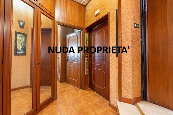 appartamento in vendita a Roma in zona Prenestino-Labicano
