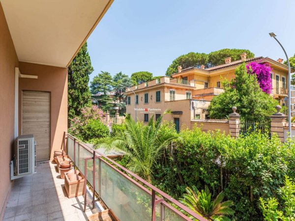 appartamento in vendita a Roma in zona Della Vittoria