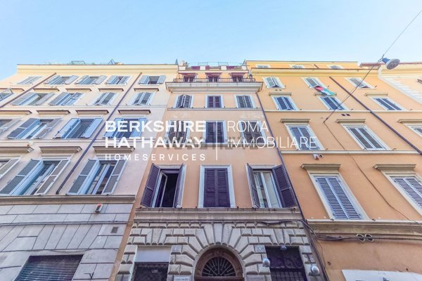 appartamento in vendita a Roma in zona Rione Monti/Campitelli