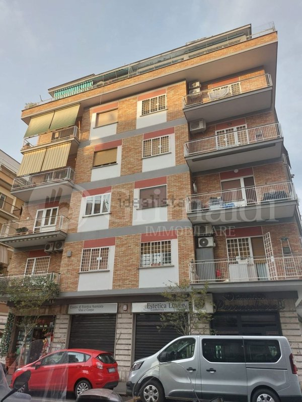 appartamento in vendita a Roma in zona Gianicolense
