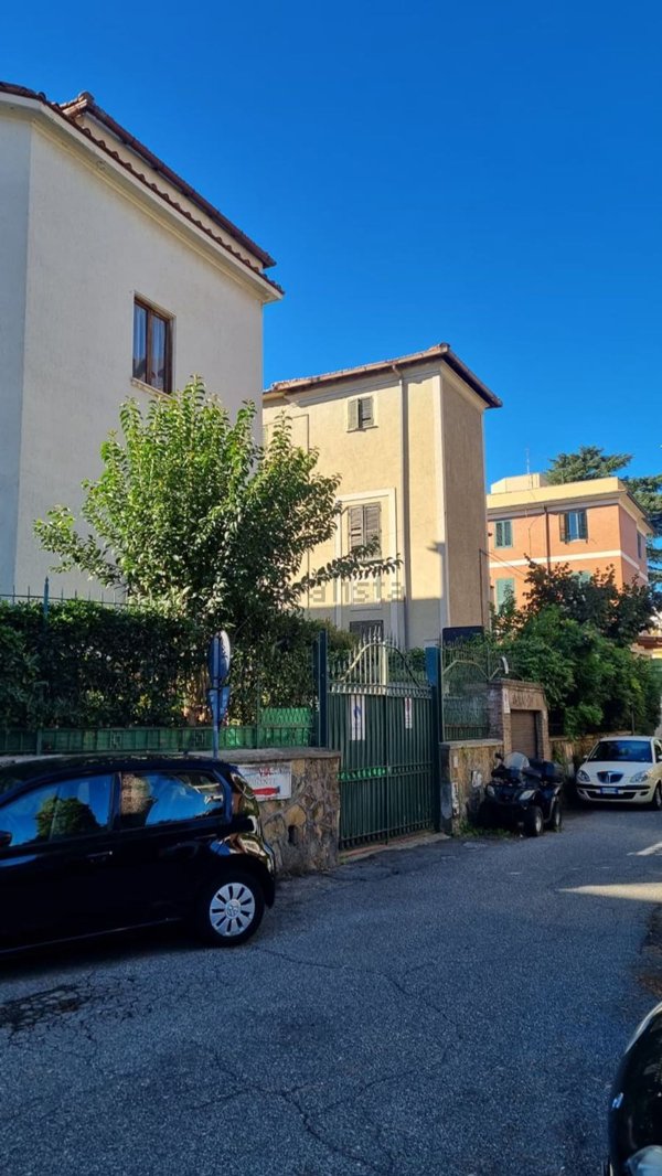 appartamento in vendita a Roma in zona Monte Sacro/Talenti