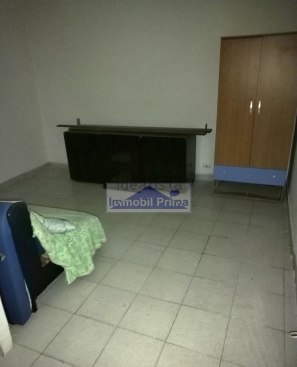 appartamento in vendita a Roma in zona Lago Regillo