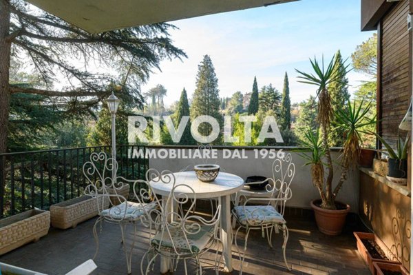 appartamento in vendita a Roma in zona Tor di Quinto